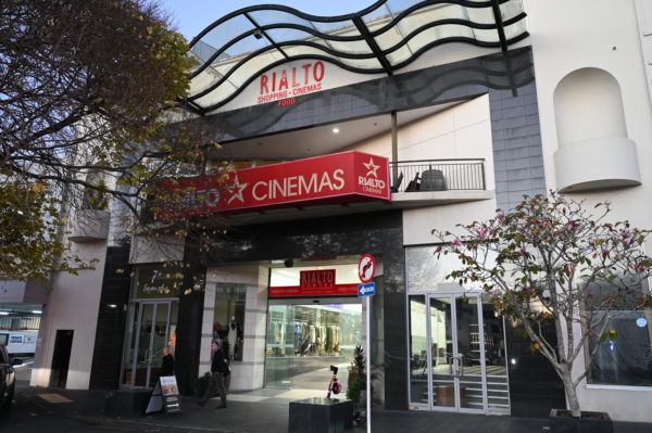 《坚不可摧》新西兰特映 观众赞如明灯照亮人心