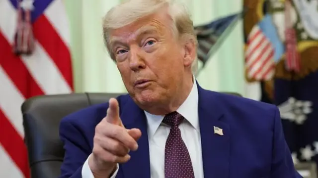美国与伊朗宣布达成协议结束军事行动,特朗普称“让石油流动起来!” - BBC News 中文