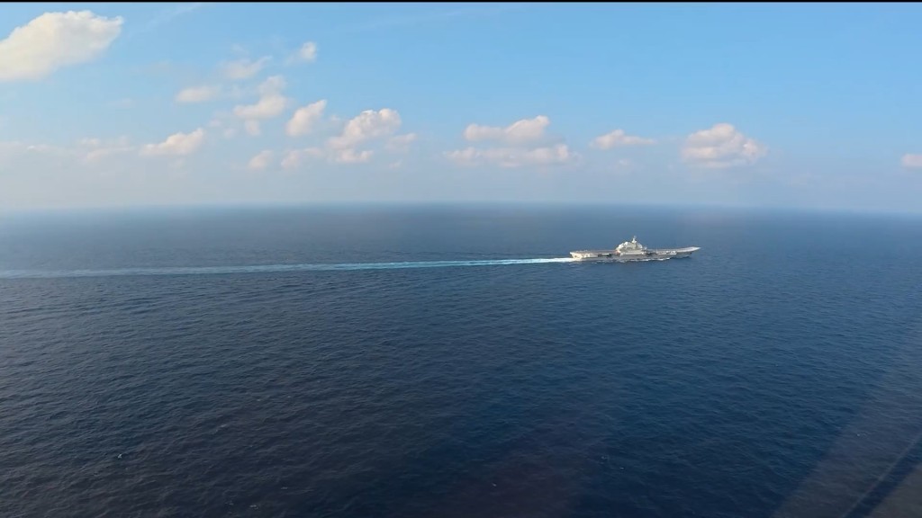 辽宁舰编队完成远海实训。央视截图 辽宁舰编队完成远海实训。央视截图