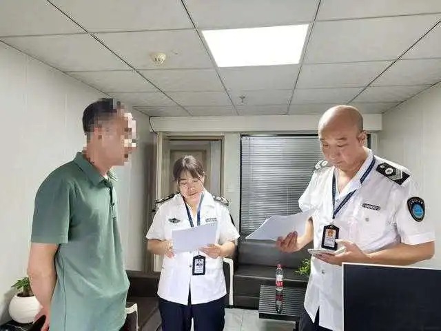 衞健局、市监局调查后指口腔医院对老李过度医疗。 衞健局、市监局调查后指口腔医院对老李过度医疗。