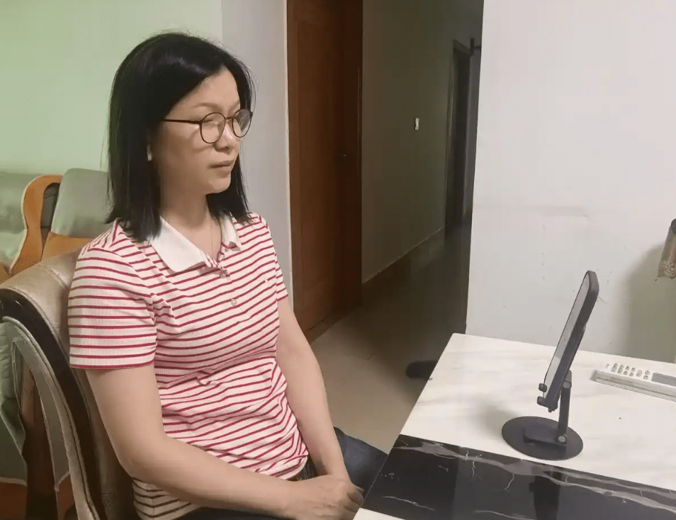 母亲此后投身防性侵宣传。潇湘晨报 母亲此后投身防性侵宣传。潇湘晨报