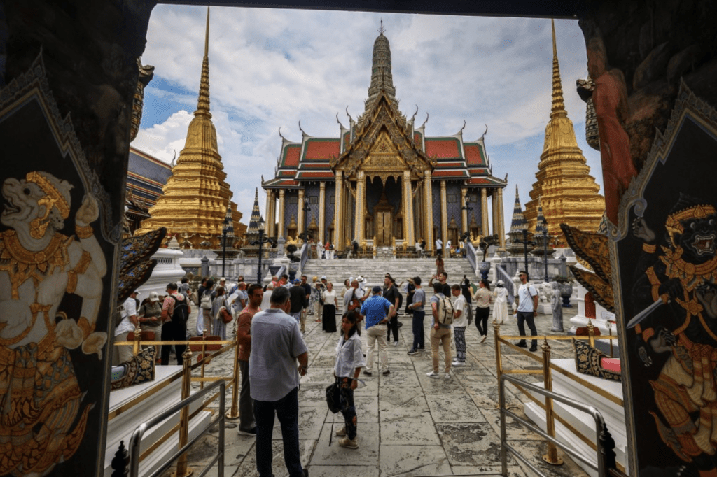 旅游业是泰国经济支柱之一。路透社 旅游业是泰国经济支柱之一。路透社