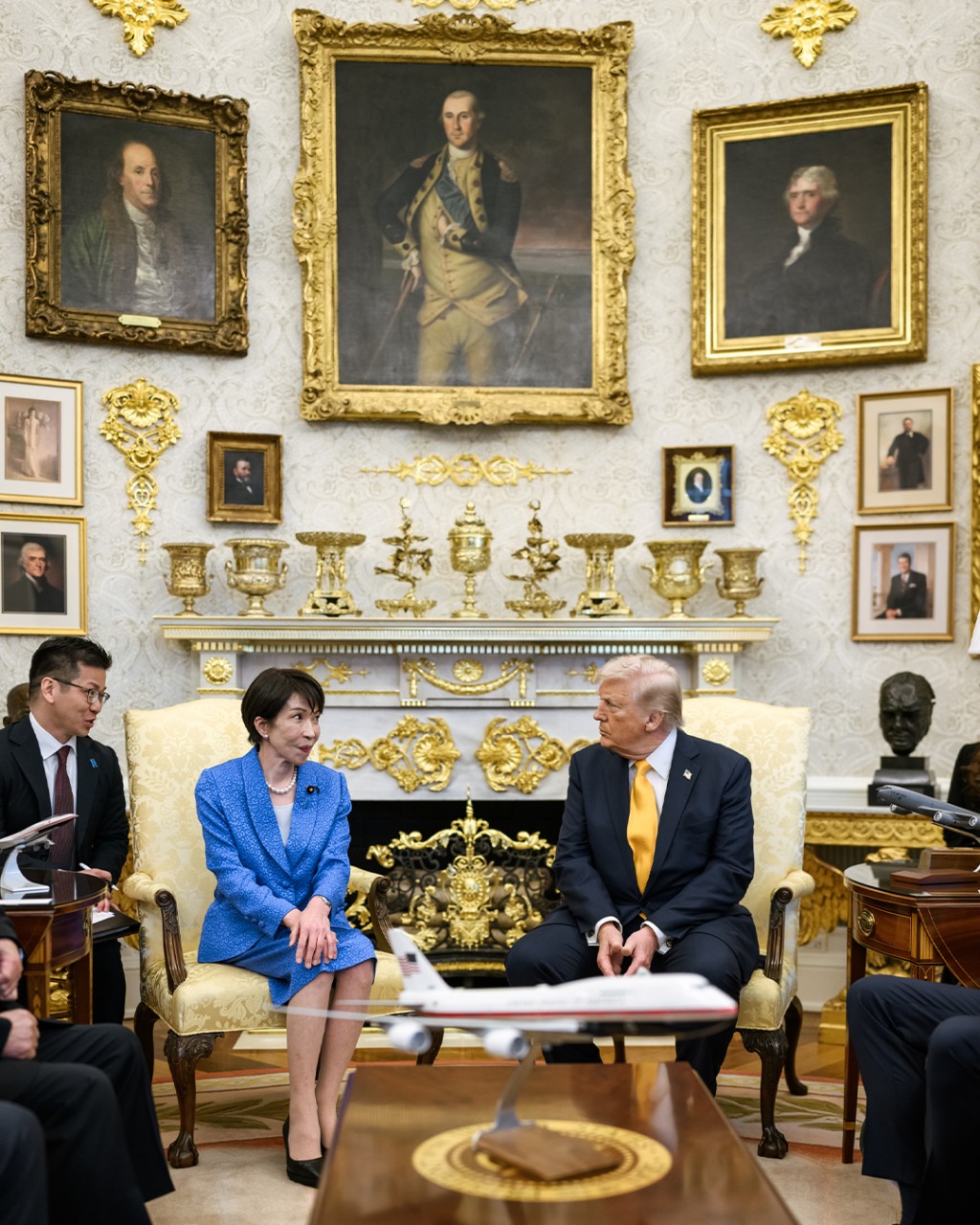 今年3月,白宫发放多张高市早苗访美期间与特朗普见面的照片。IG@whitehouse 今年3月,白宫发放多张高市早苗访美期间与特朗普见面的照片。IG@whitehouse