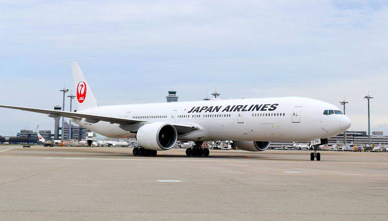 日本航空2名空姐因违反内部航空运输管理规则饮酒,导致航班延误逾40分钟。JAL粉丝专页 日本航空2名空姐因违反内部航空运输管理规则饮酒,导致航班延误逾40分钟。JAL粉丝专页