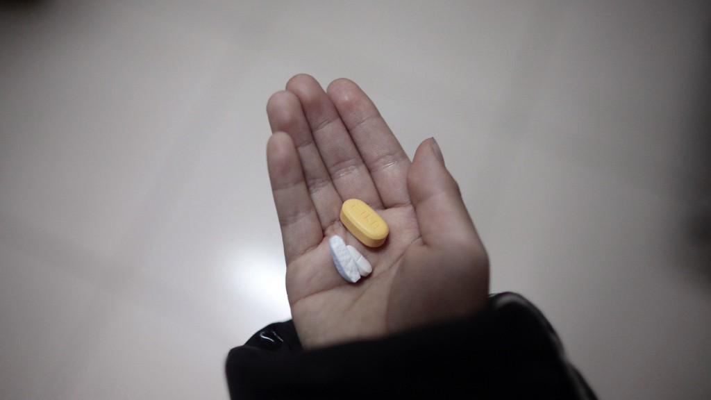 现今爱滋病已被介定为长期病，患者寿命可与一般人相约。  美联社