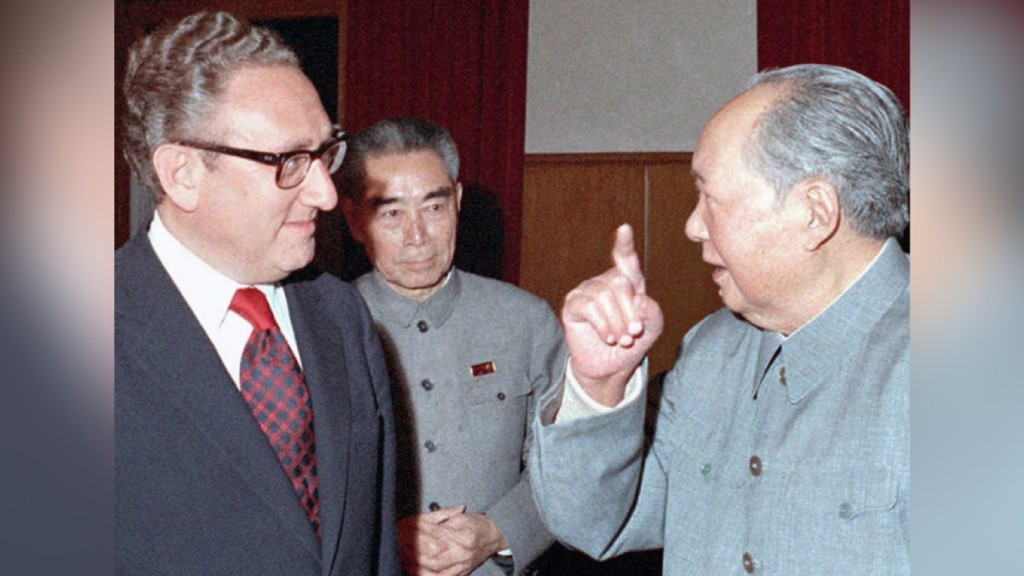 基辛格1971年秘密访华,促成了中美建交。网络图片 基辛格1971年秘密访华,促成了中美建交。网络图片