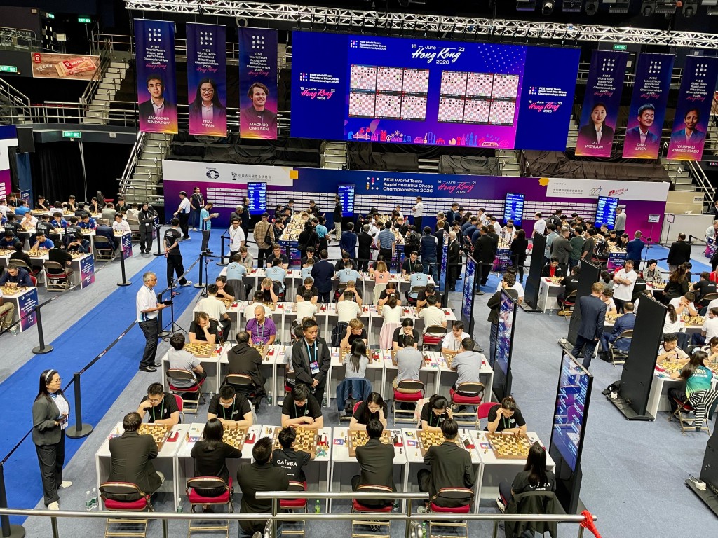 伊馆化身棋院,全球48支队伍超过300名世界顶级棋手在此一较高下。徐嘉华摄 伊馆化身棋院,全球48支队伍超过300名世界顶级棋手在此一较高下。徐嘉华摄