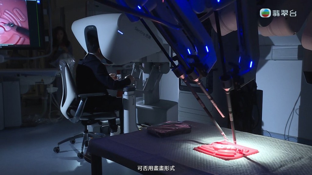 赵伟仁院长工作之余,更要空出很多时间做训练。 赵伟仁院长工作之余,更要空出很多时间做训练。