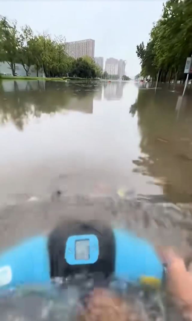 恩平有部份地区18日至今，录得逾530毫米雨量。小红书
