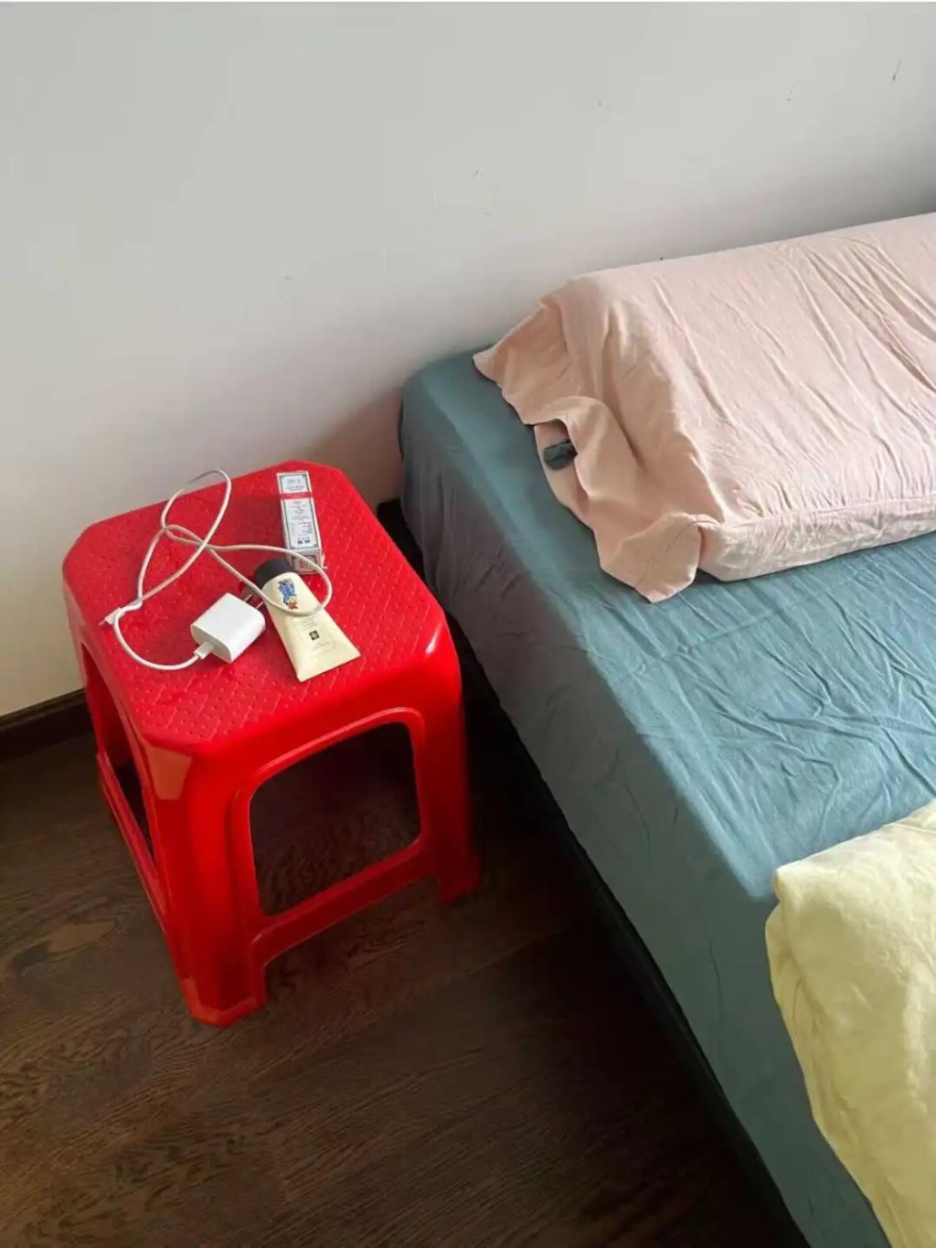 广东省凳是家中常见家俱。小红书 广东省凳是家中常见家俱。小红书
