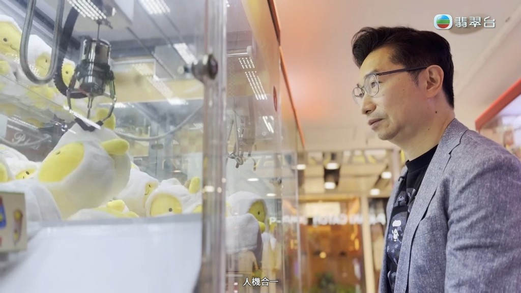 赵伟仁院长是肠胃科权威。 赵伟仁院长是肠胃科权威。