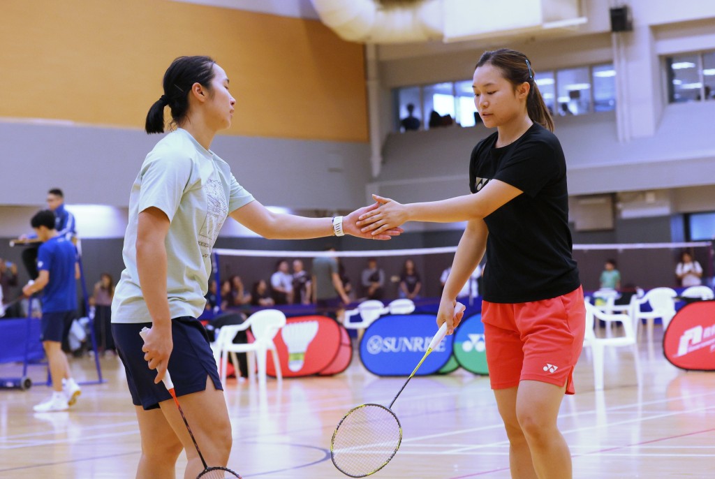 杨雅婷(左)及杨霈霖(右)是香港第一号女双组合。徐嘉华摄 杨雅婷(左)及杨霈霖(右)是香港第一号女双组合。徐嘉华摄
