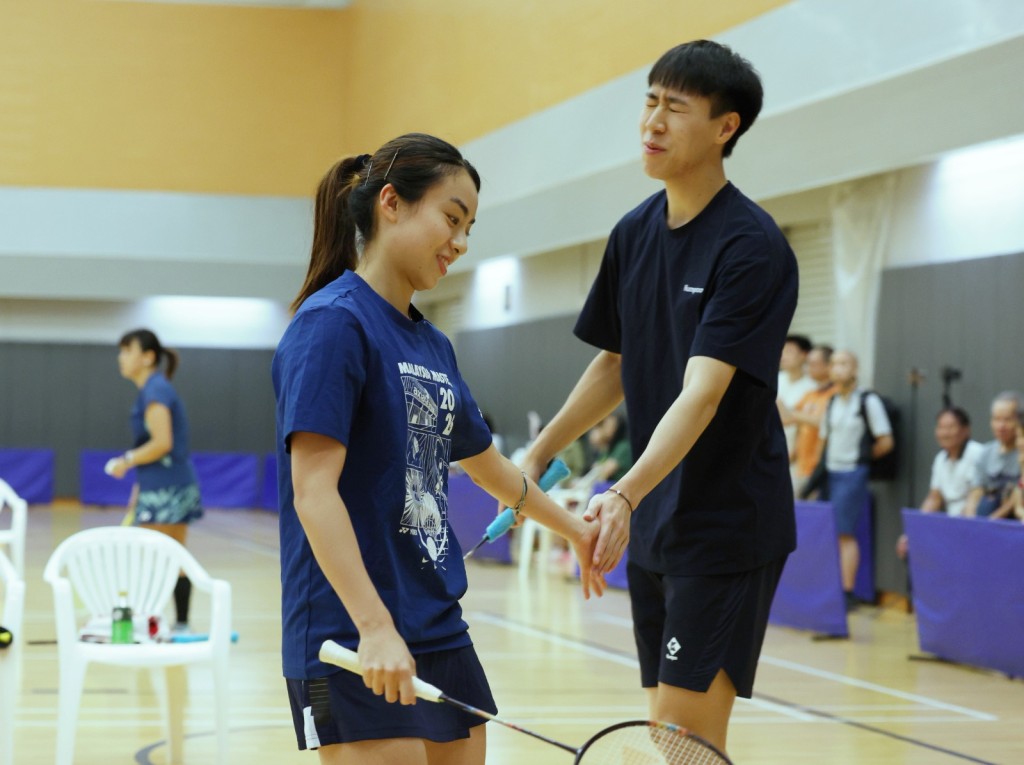 人气混双陈延泽及吴芷柔顺利过关。徐嘉华摄 人气混双陈延泽及吴芷柔顺利过关。徐嘉华摄