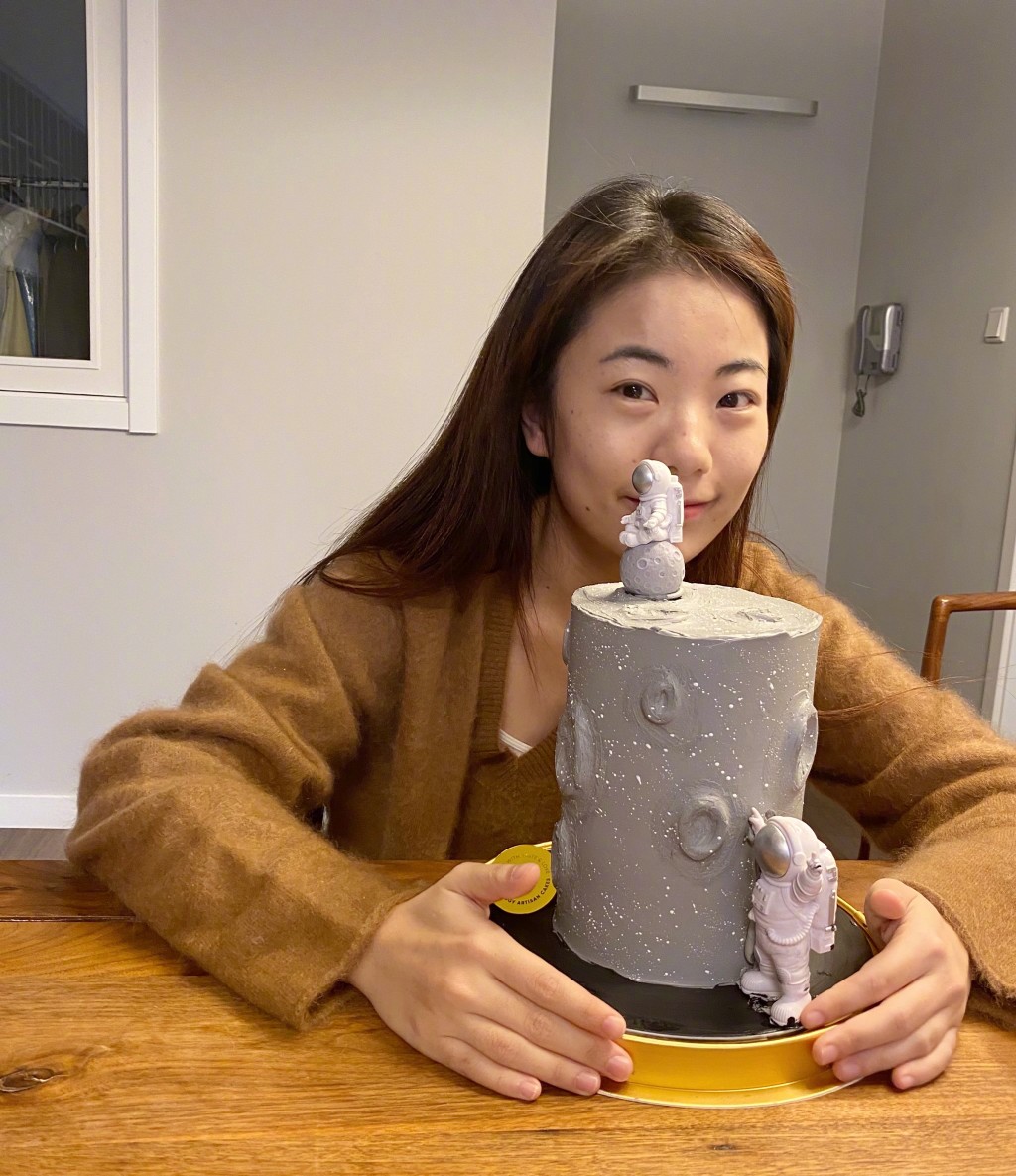 天才文学少女蒋方舟被清华教授指控学术造假。微博 天才文学少女蒋方舟被清华教授指控学术造假。微博