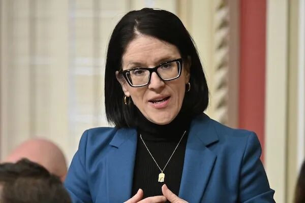 重要变更：魁北克推迟“新法语课程”实施时间