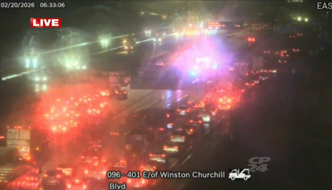 401高速公路密西沙加段突发致命车祸：东行快线全封闭