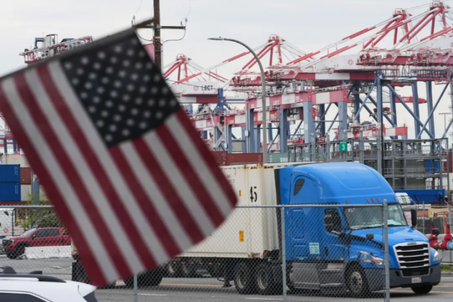 特朗普的全球关税政策被推翻，但是专家表示：不要指望物价下跌