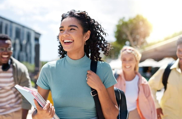 加拿大收紧留学生审批：修读先修课程学习许可时间大幅缩短