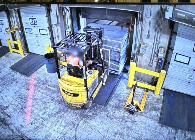 多伦多机场黄金大劫案内幕首次披露！2400万元的黄金被这样瓜分