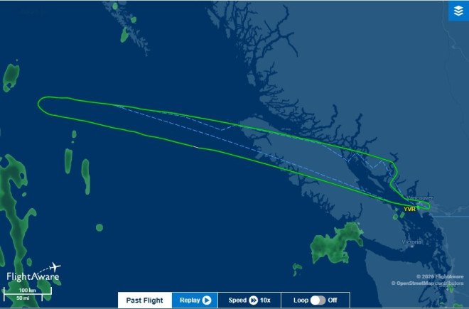 温哥华回国航班万米高空发生故障, 紧急返航! 空中放油