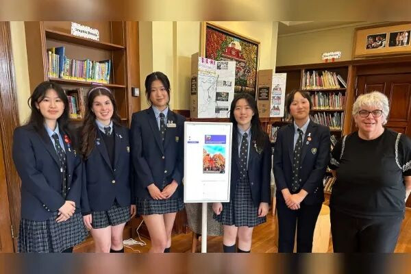 蒙特利尔西山女校五名学生开发出“防人肉搜索”全新应用程序