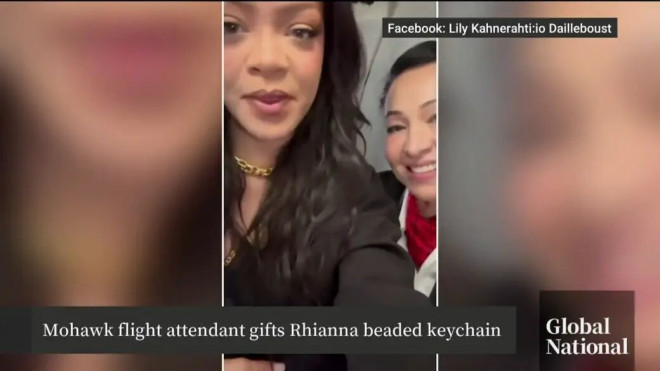 点击播放视频：&ldquo;Rihanna 公开感谢 Mohawk 空乘赠送&lsquo;特别的礼物&rsquo;&rdquo;