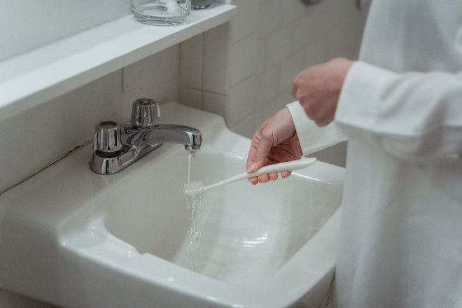 很多人不知道: 安省自来水含氟, 好处和风险是什么? 如何去除?