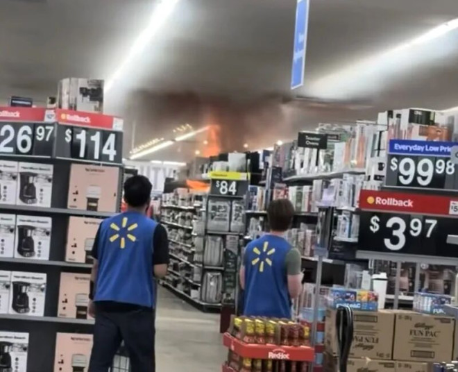 Walmart 火灾