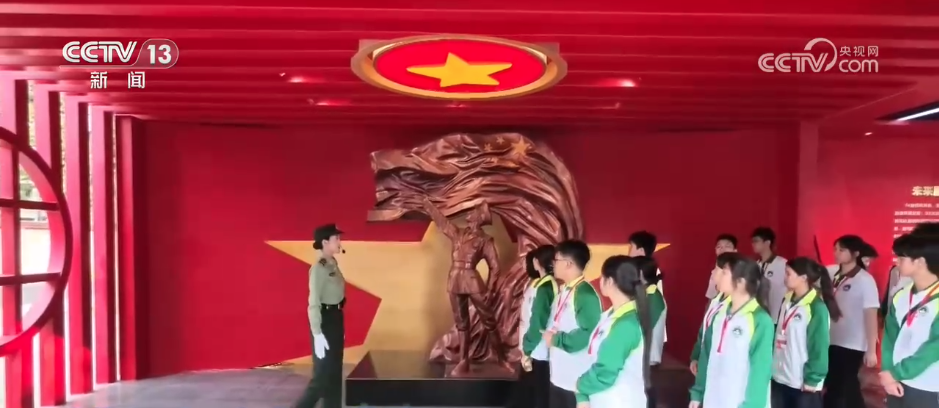 港澳青少年走进解放军驻地 厚植家国情怀