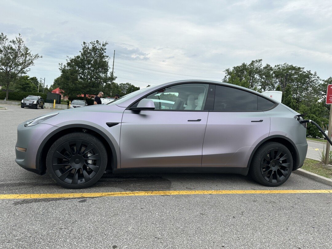 特斯拉 model  Y  ：机场优惠！！瀑布特价！小型搬家！长途半价！守时