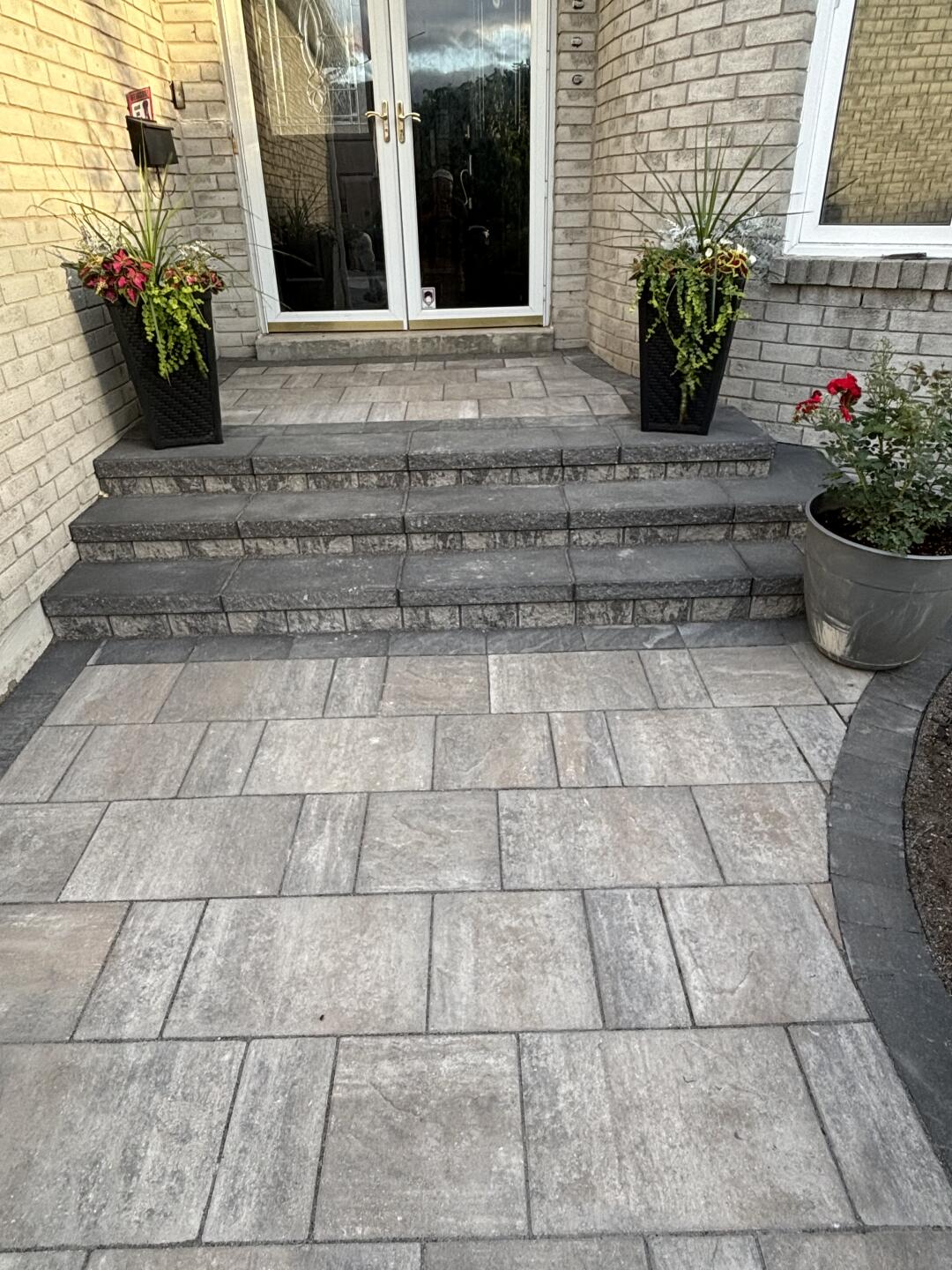 LIXIN LANDSCAPING 园艺  车道 天然石 诚信经营 服务至上