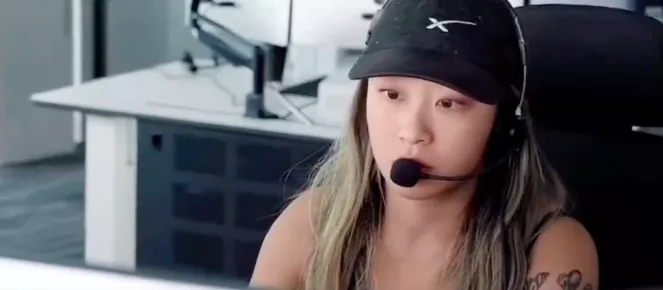 马斯克火箭女孩爆火 回应:不是啥女王 就是个造火箭的