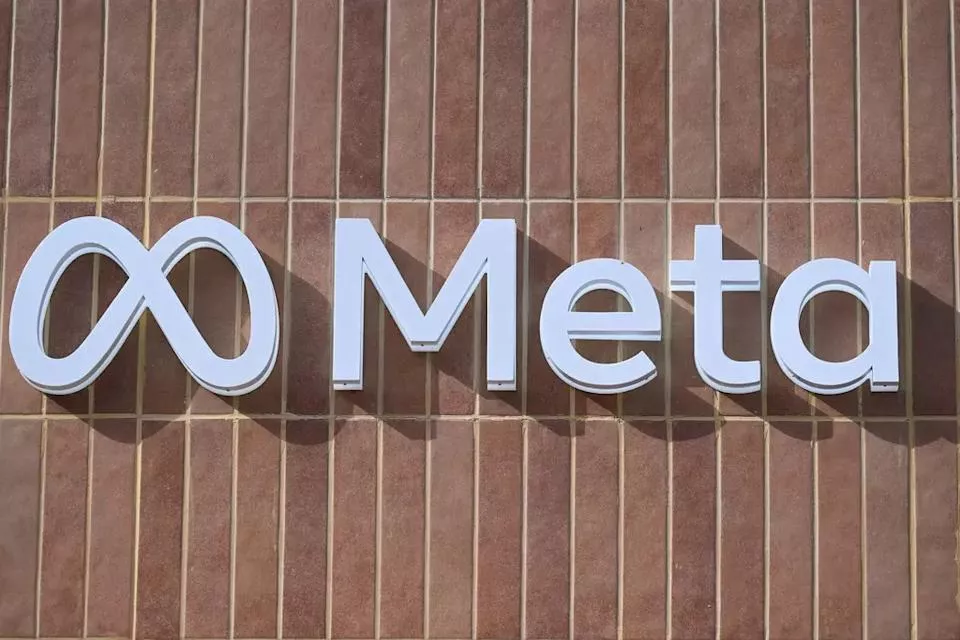 Meta改当“算力房东”！股价应声大涨