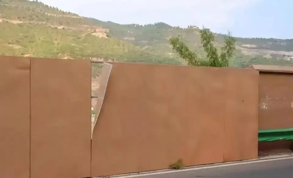 泰山景区有无权限建立刀片隔离网？兼谈我国景区管理