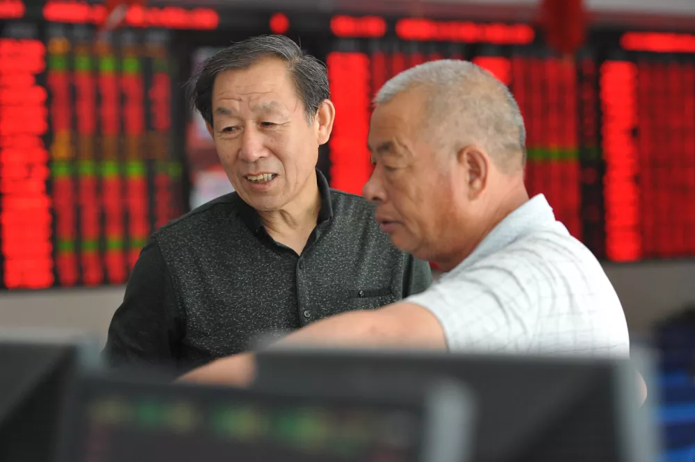 A股上半年真相：一场属于少数人的“牛市”