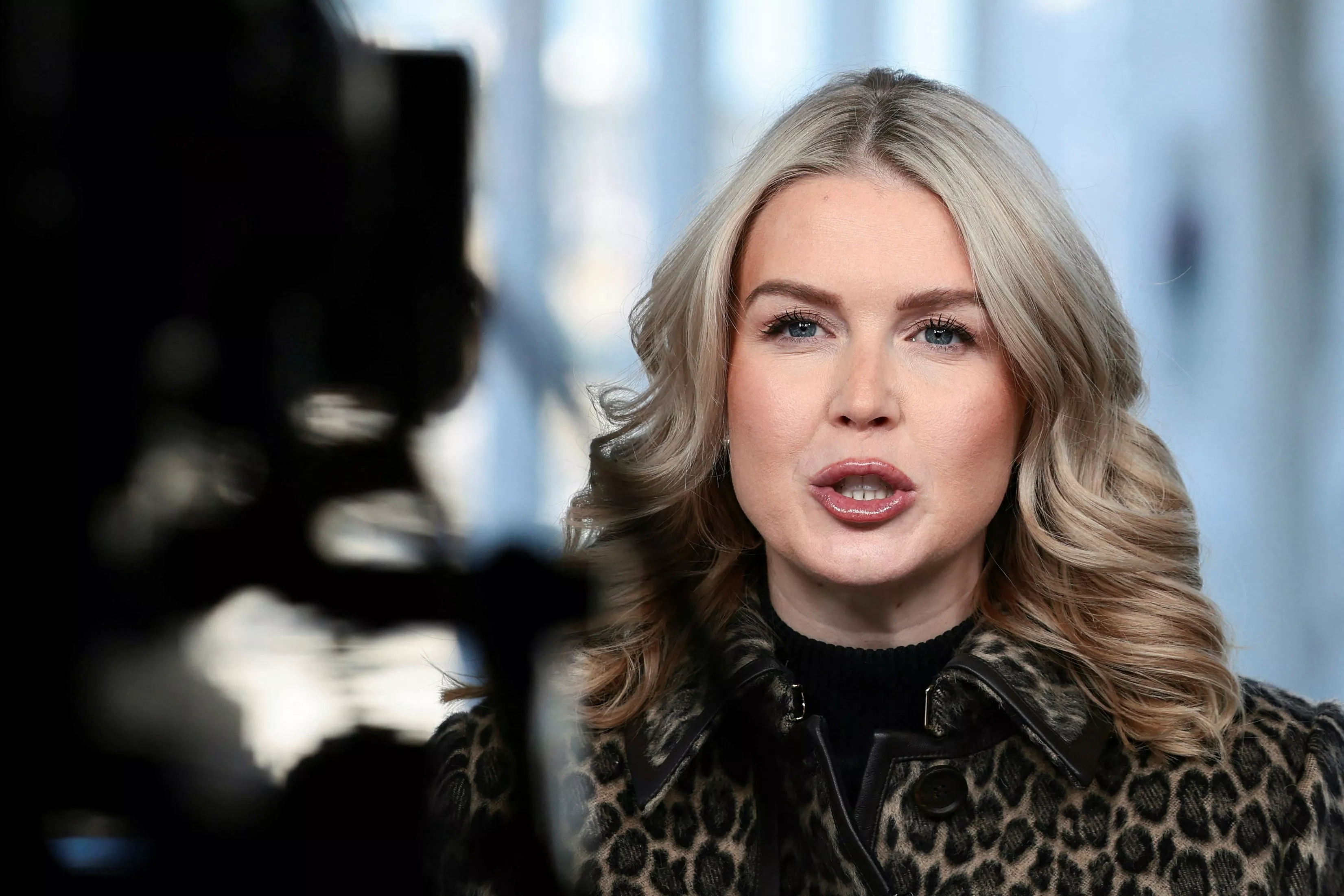 白宫前美女发言人莱维特转战Fox 担任时事评论员