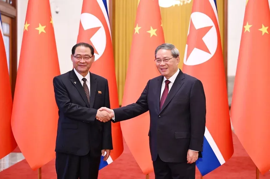 与金正恩互致贺电 中朝缔约65年 习近平强调3不变