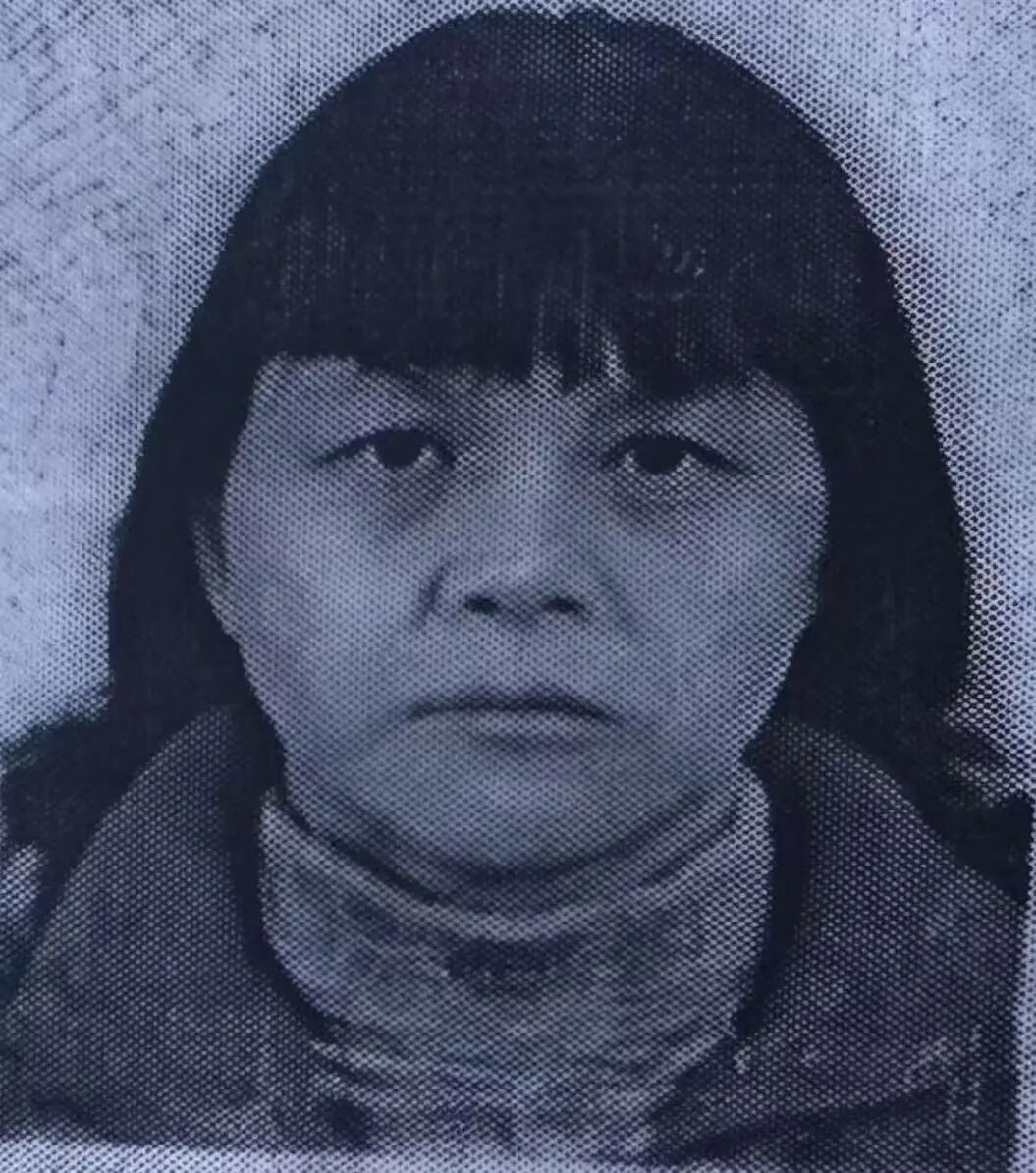 “梅姨”出摊卖水果影像曝光，拍摄者发声